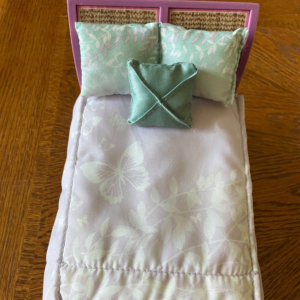 Fisher Price Loving Family Dollhouse Bed 2007 Mattel